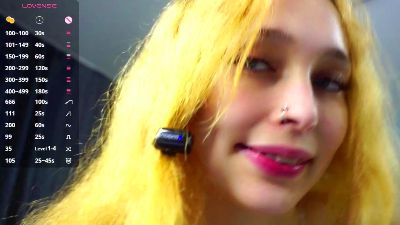 NeidaBalzarine live cam on Cam4