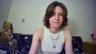 NeliaFerraiolo live cam on Cam4