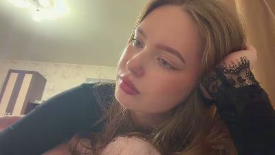 NelidaGaarder live cam on Cam4