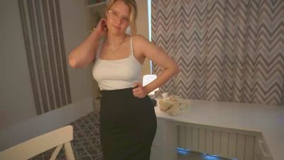 NelidaTotosz live cam on Cam4