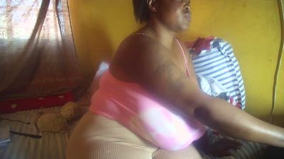Neliswa live cam on Cam4