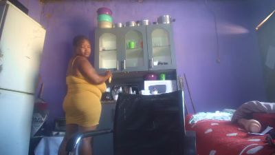 Neliswa live cam on Cam4