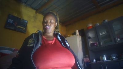 Neliswa live cam on Cam4