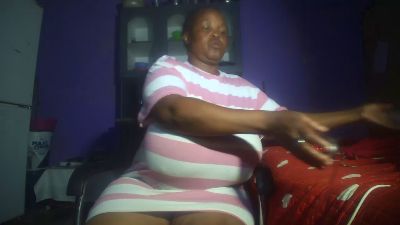 Neliswa live cam on Cam4