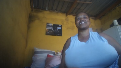 Neliswa live cam on Cam4