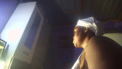 Neliswa live cam on Cam4