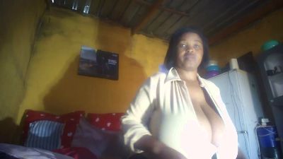 Neliswa live cam on Cam4
