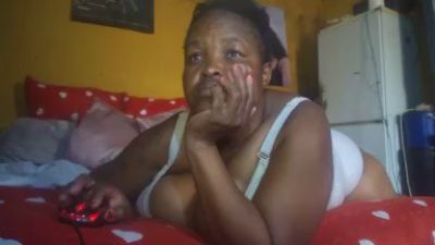 Neliswa live cam on Cam4