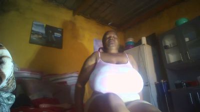 Neliswa live cam on Cam4