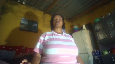 Neliswa live cam on Cam4