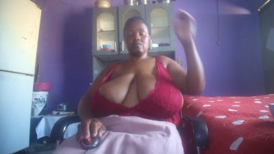 Neliswa live cam on Cam4