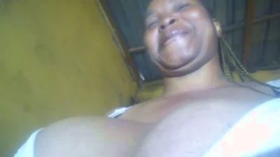 Neliswa live cam on Cam4