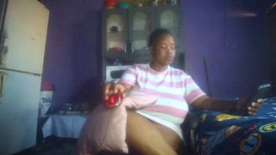 Neliswa live cam on Cam4