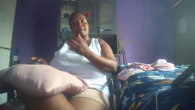 Neliswa live cam on Cam4