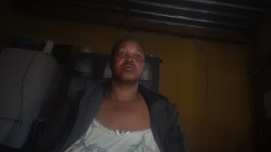 Neliswa live cam on Cam4