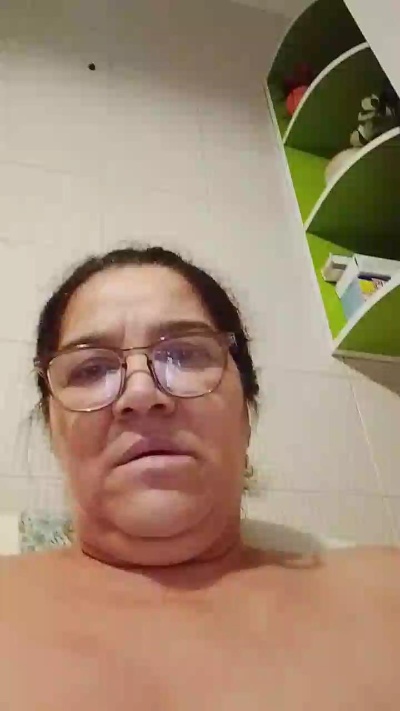 Nelyna live cam on Cam4
