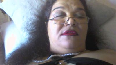 Nelyna live cam on Cam4