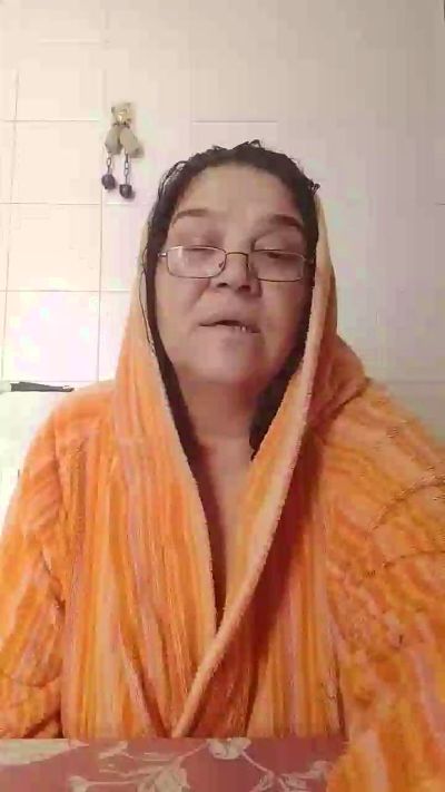 Nelyna live cam on Cam4