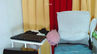 Nemayhotpussy live cam on Cam4