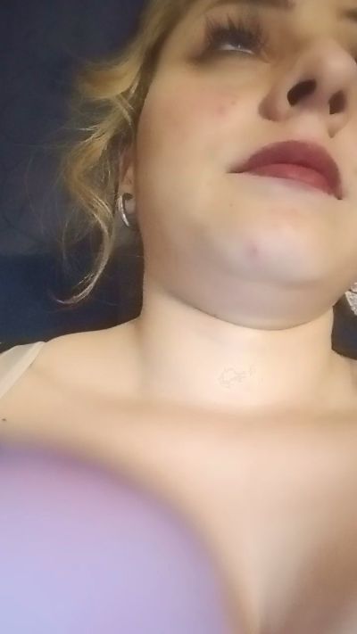 Nemesis_hot608 live cam on Cam4
