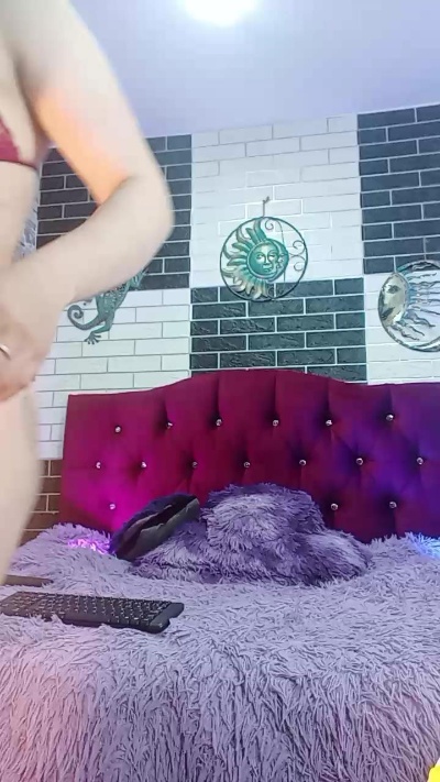 Nemesis_hot608 live cam on Cam4