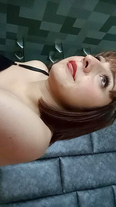 Nemesis_hot608 live cam on Cam4