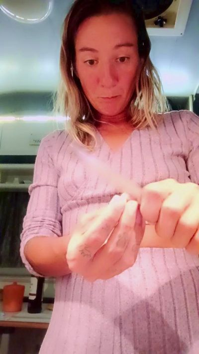 Nena_Misteriosa live cam on Cam4