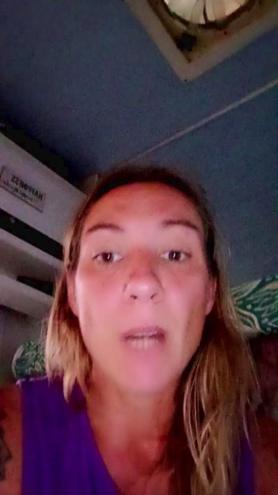 Nena_Misteriosa live cam on Cam4