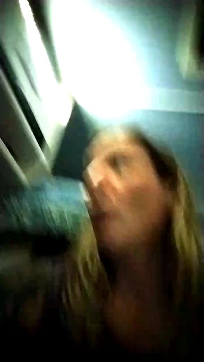 Nena_Misteriosa live cam on Cam4