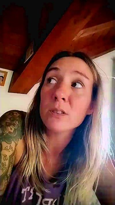 Nena_Misteriosa live cam on Cam4