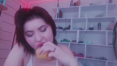 NeomaSuzuki live cam on Cam4