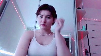 NeomaSuzuki live cam on Cam4