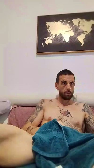 Neotrix33 live cam on Cam4