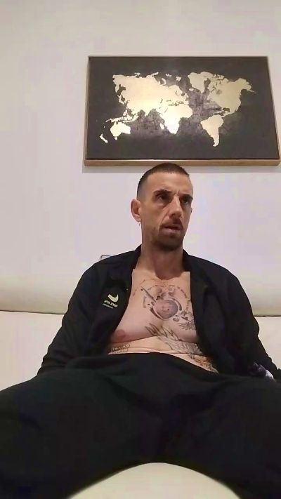 Neotrix33 live cam on Cam4