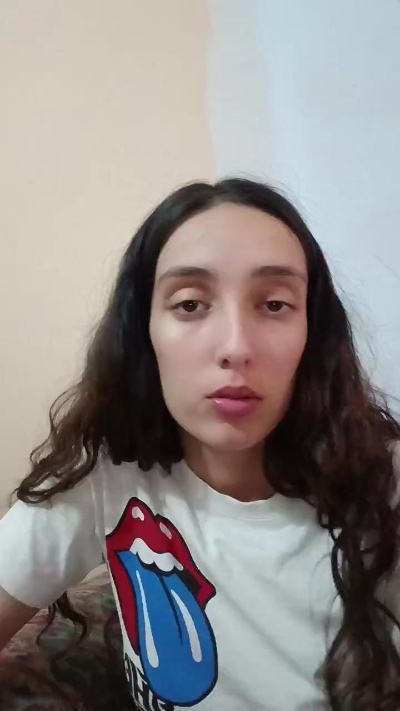Nereitatenn1 live cam on Cam4
