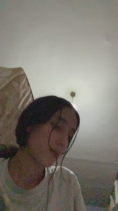 Nereitatenn1 live cam on Cam4