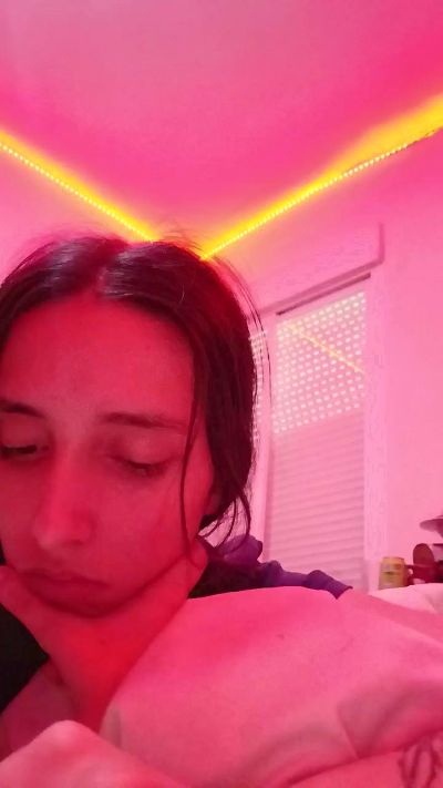 Nereitatenn1 live cam on Cam4