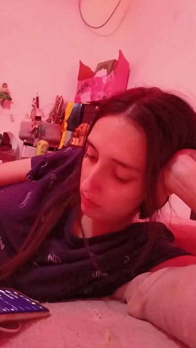Nereitatenn1 live cam on Cam4