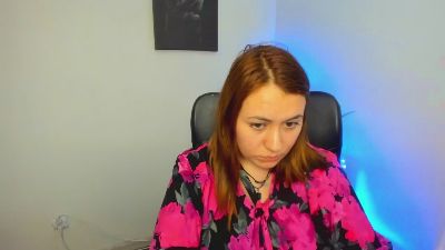 Nessa_Bunny live female webcam from Germany