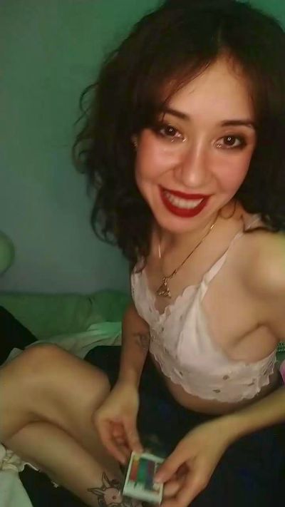 Nessa_noir26 live cam on Cam4