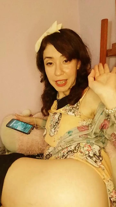 Nessa_noir26 live cam on Cam4