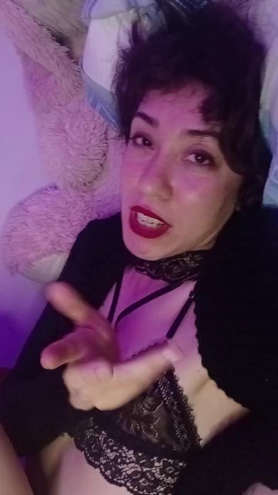 Nessa_noir26 live cam on Cam4