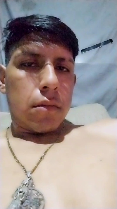 Neto123211 live cam on Cam4