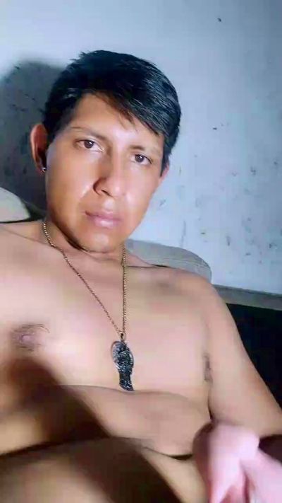 Neto123211 live cam on Cam4