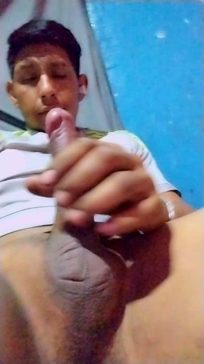 Neto123211 live cam on Cam4