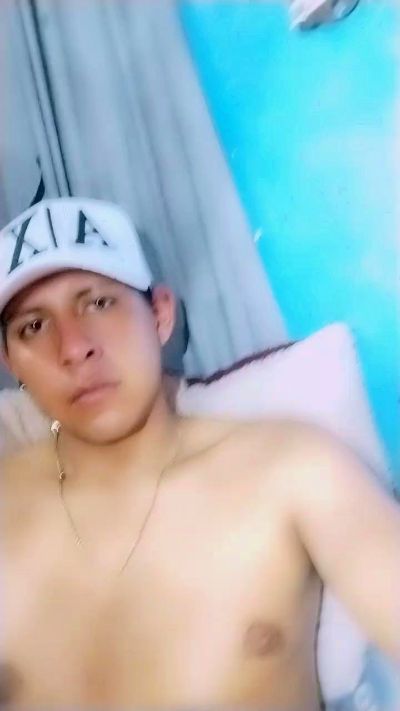 Neto123211 live cam on Cam4