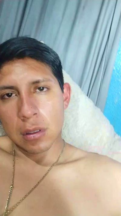 Neto123211 live cam on Cam4