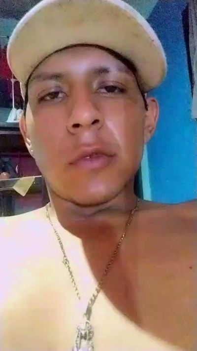 Neto123211 live cam on Cam4