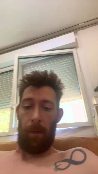 Neuch63fr live cam on Cam4