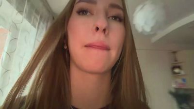 NevaMunnell live cam on Cam4